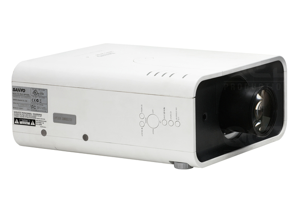 Проектор Sanyo PLC-XP100 (6500лм)